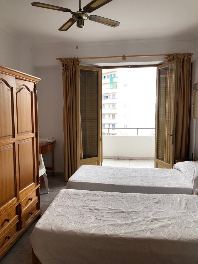 فندق Casa De Huespedes El Almendro مدينة إيبيزا المظهر الخارجي الصورة